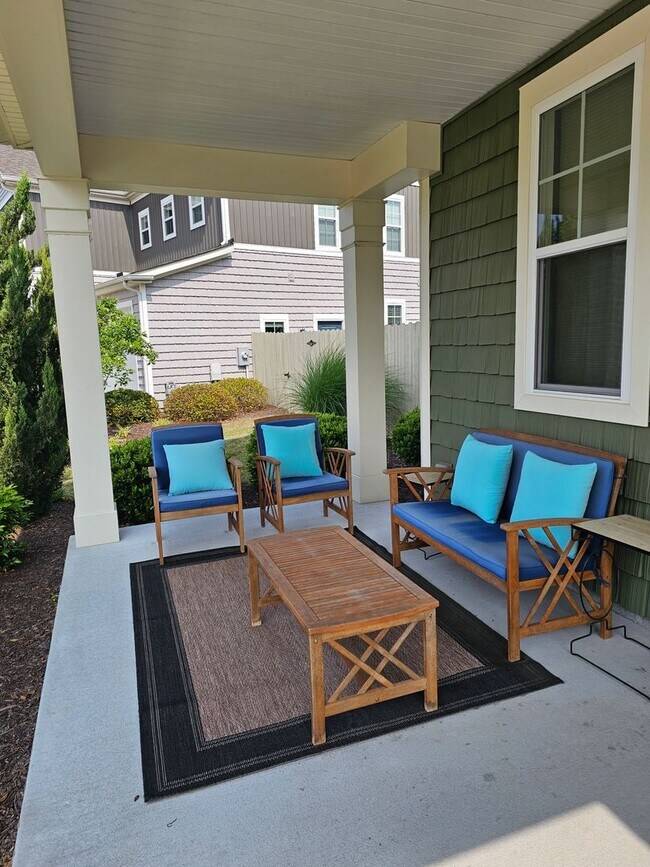 Foto del edificio - 1949 Bexley Ln