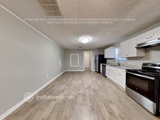 Foto del edificio - 905 E Crockett St