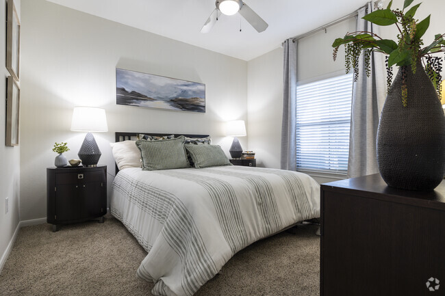 1BR/1BA, 661SF - Bedroom - Sierra at Fall Creek