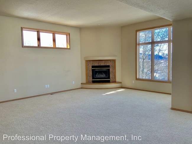 Building Photo - 3 br, 2 bath House - 5106 Clearview Way