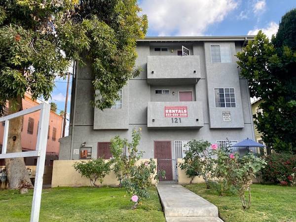 Primary Photo - 121 S Avenue 52