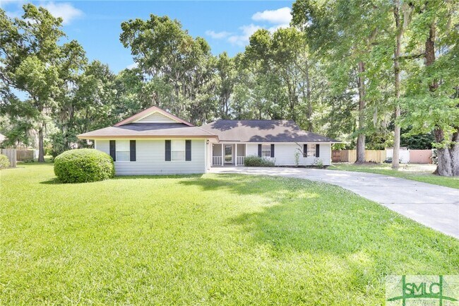 Building Photo - 8 N Nicholson Cir