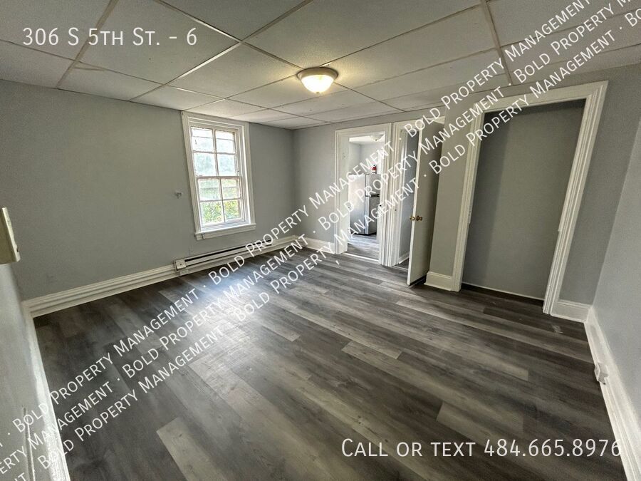 Foto principal - 306 S 5th St