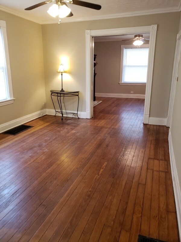 Building Photo - 4618 Simpson Ave