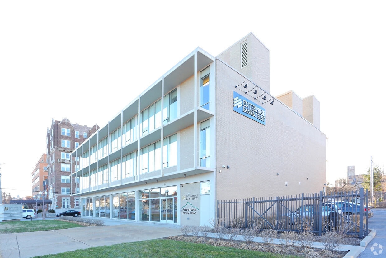 Profile of Property - 4100 Lindell Blvd