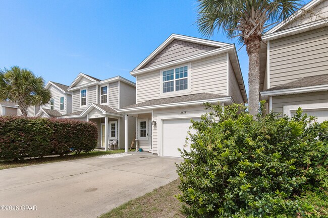 Foto del edificio - 2428 Causeway Manor Ct