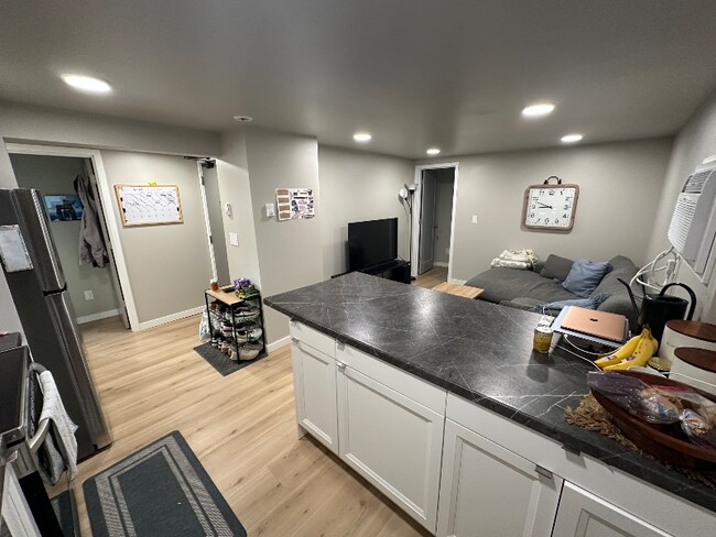 Foto del edificio - 120 S University Dr