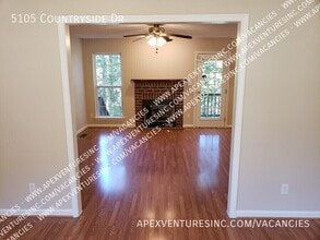 Building Photo - 5105 Countryside Dr