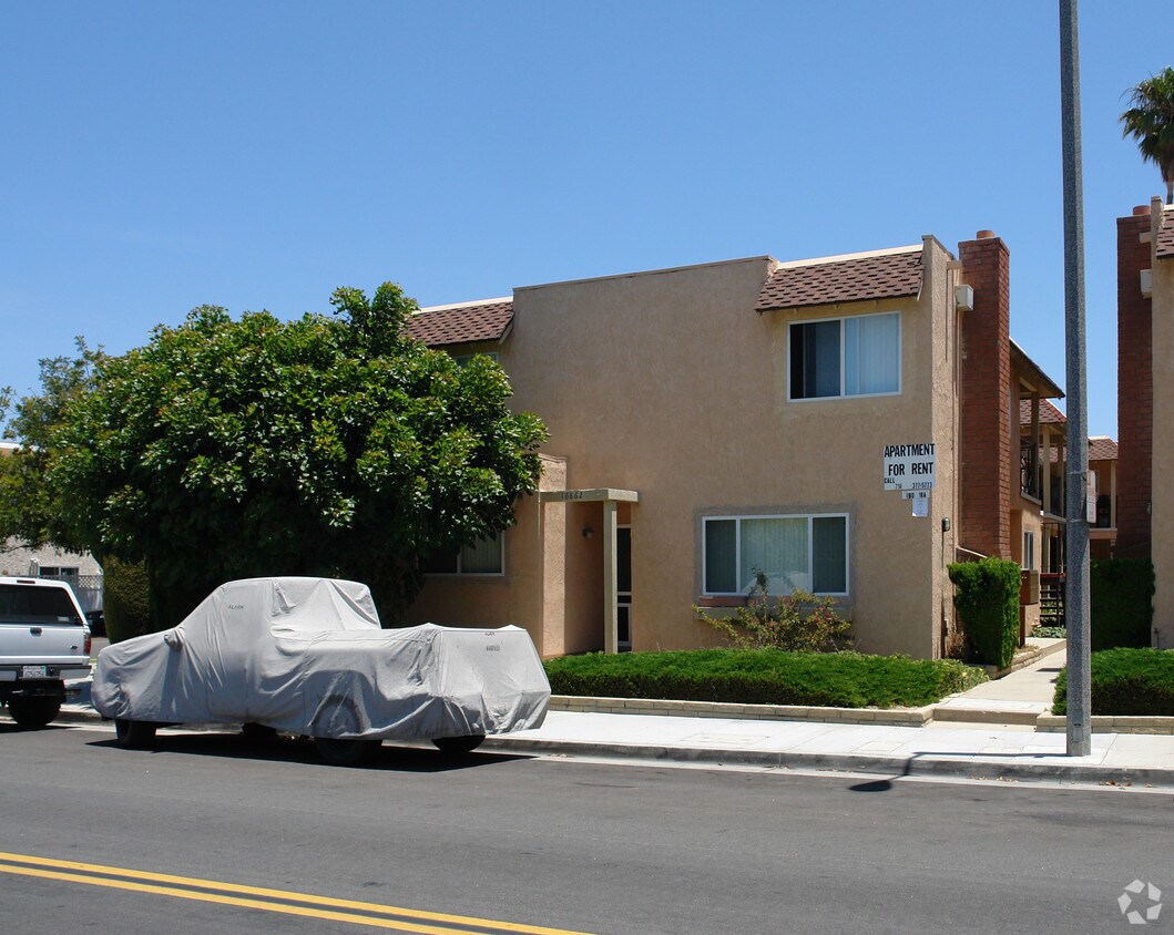 Foto del edificio - 16862 Lynn St