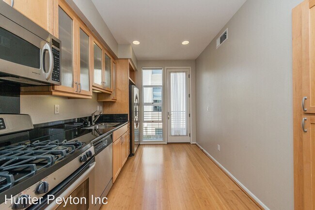 Foto del edificio - 2 br, 2.5 bath House - 1336 Powell Street