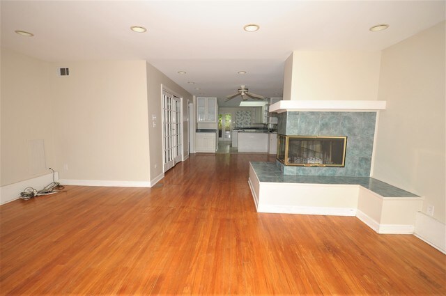 Building Photo - 386 Blackhawk Rd