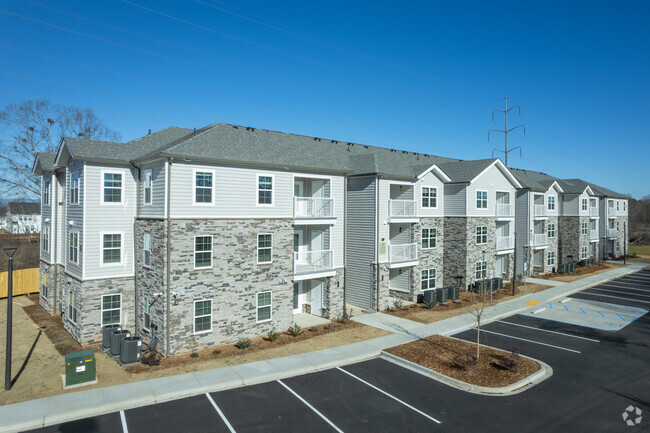 Exterior - Cherokee Landing