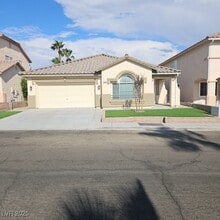Building Photo - 2938 Sapphire Shores St