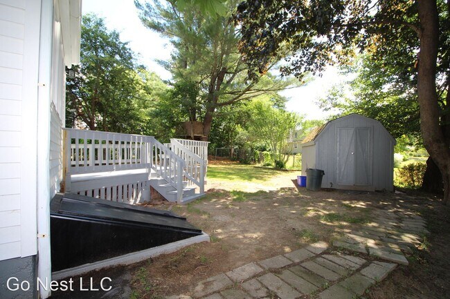 Building Photo - 3 br, 2 bath House - 19 Presnell St