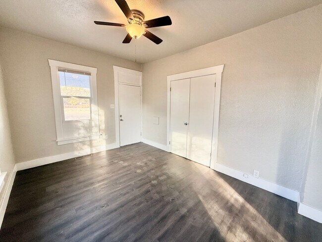 Foto del edificio - Spacious Home Near Downtown Pueblo with Private Yard
