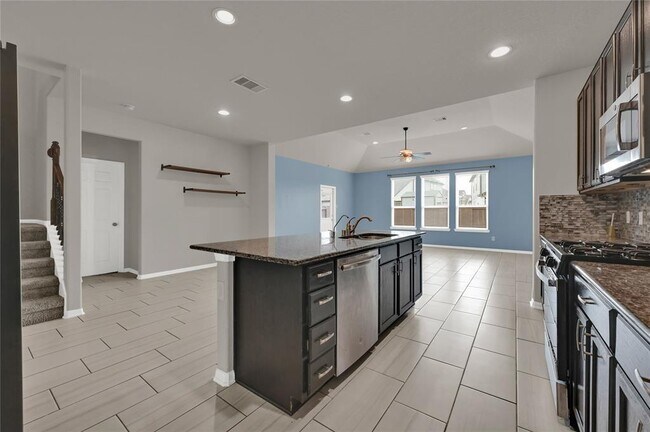 Building Photo - 15414 Wandering Creek Trail