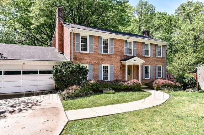 Building Photo - 8903 Bluegate Dr