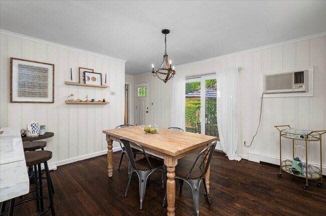 Foto del edificio - Ranch-style residence offers 3 bedrooms an...
