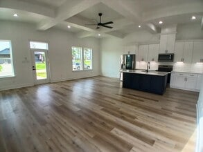 Building Photo - 1132 Longleaf Pne St