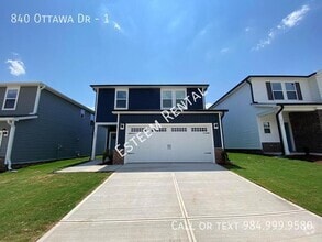 Building Photo - 840 Ottawa Dr
