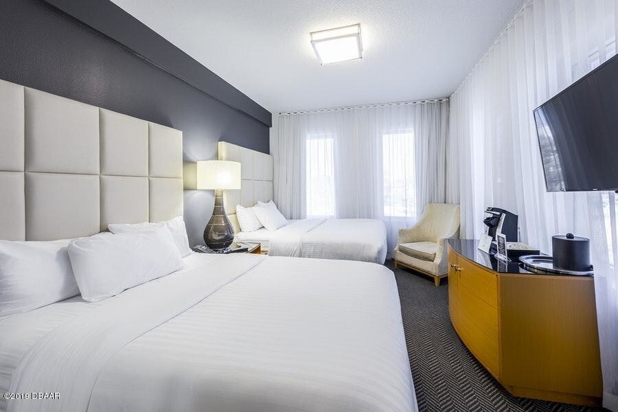 Foto principal - 140 S Atlantic Ave