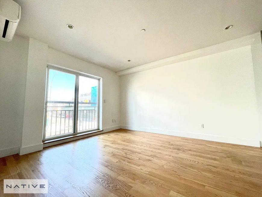 Primary Photo - 1 bedroom in Flushing NY 11385