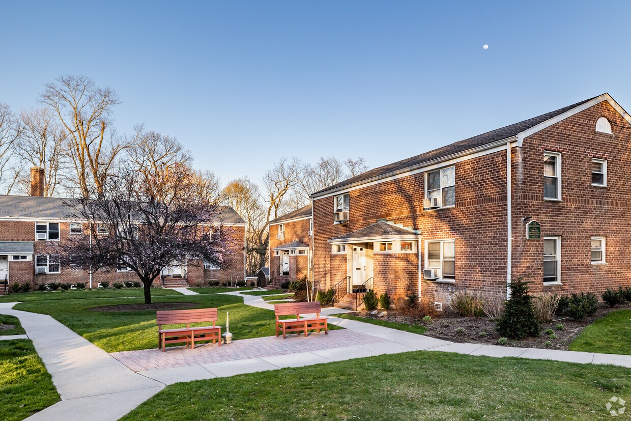 Foto del edificio - 81 Edwards St