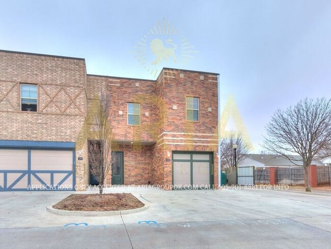Building Photo - West Normans Best Kept Secret!
