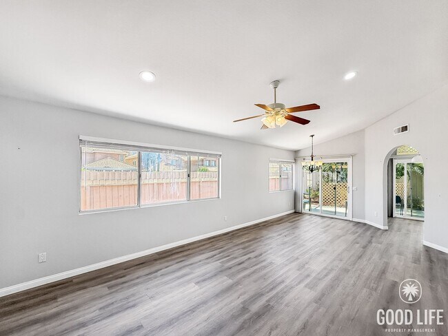 Building Photo - Beautiful 3B/2BA Home in San Marcos for Rent!