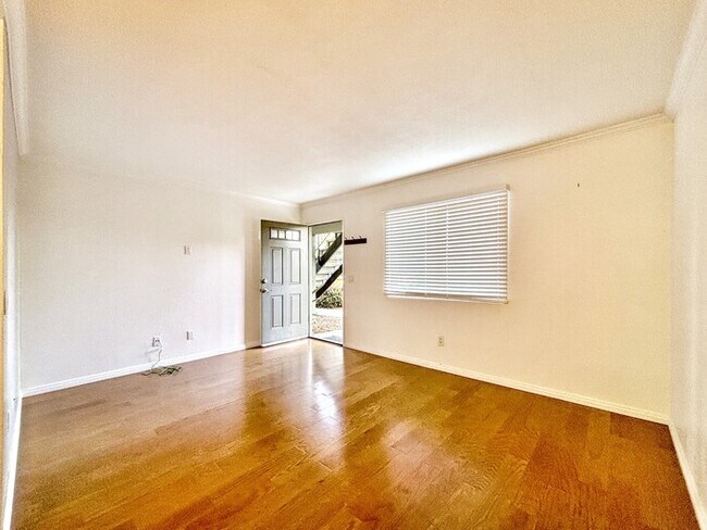Foto del edificio - 3625 Ash St