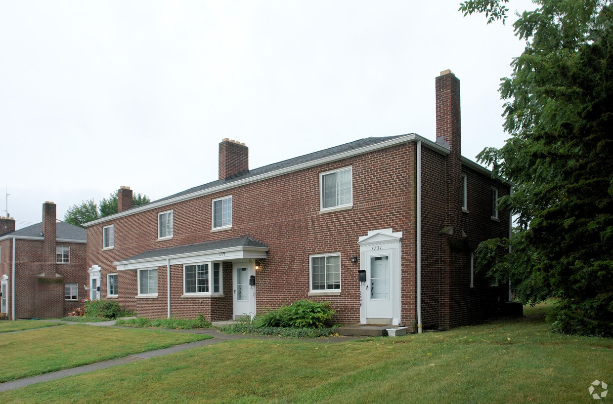 Building Photo - 1725-1727-1729-1731 N Star Road