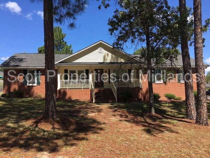 Primary Photo - 300 Hickory Hill Trail