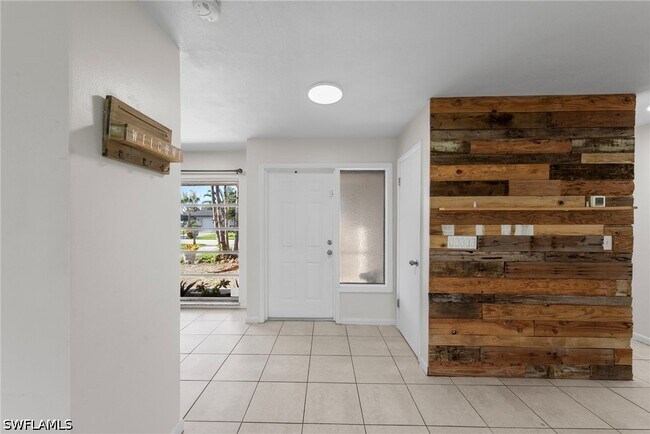 Foto del edificio - 1211 SE 34th St