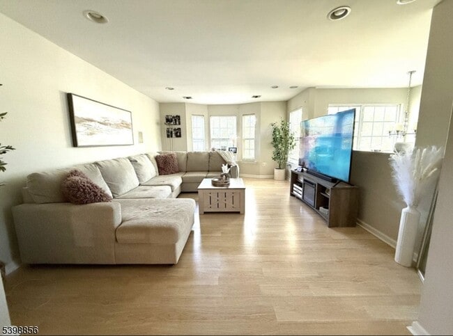 Foto del edificio - 189 Sunshine Dr