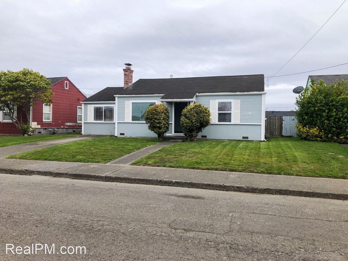 Foto principal - 2 br, 1 bath House - 3529 Spring Street