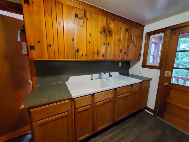 Building Photo - 277 Woodland Drive