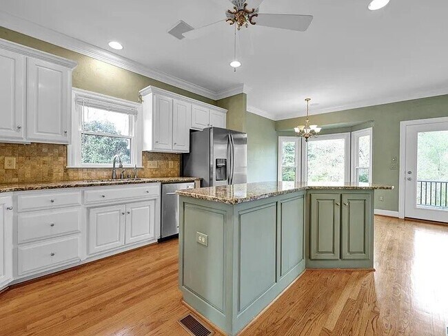 Foto del edificio - 3536 Tanglecreek Cir