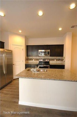Building Photo - 20817 Muirfield Bend Dr
