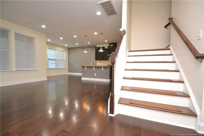 Foto del edificio - 1028 Laurel Twist Rd