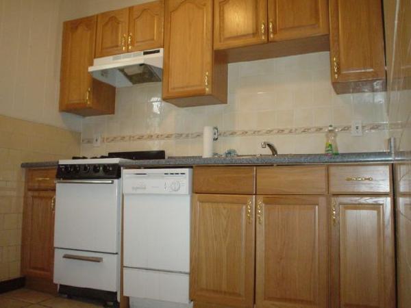 Building Photo - 25 N Beacon St