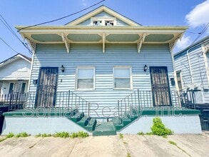 Building Photo - 2016 Spain St