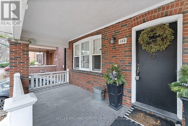 Building Photo - 145 Glengrove Ave W