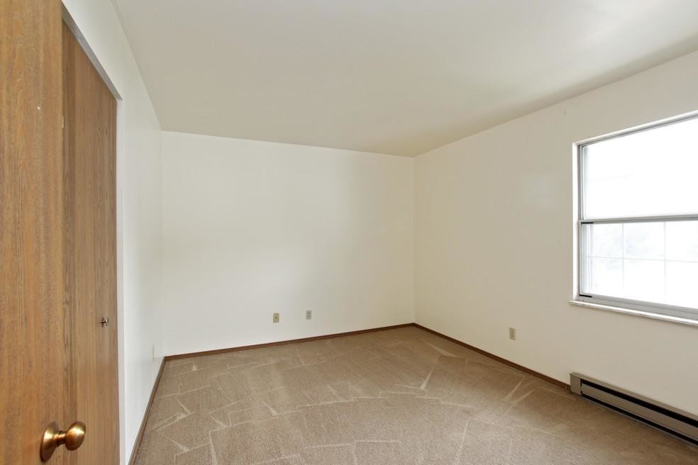 Foto del edificio - 112 West Park Street 112-2E, Elwood, IL 60421