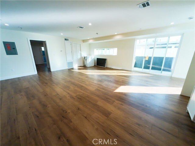 Foto del edificio - 6628 Camellia Ave