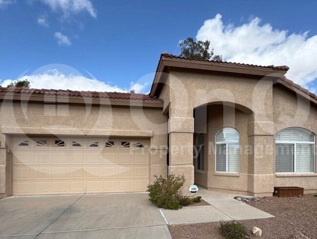Building Photo - 249 E Desert Golf Pl
