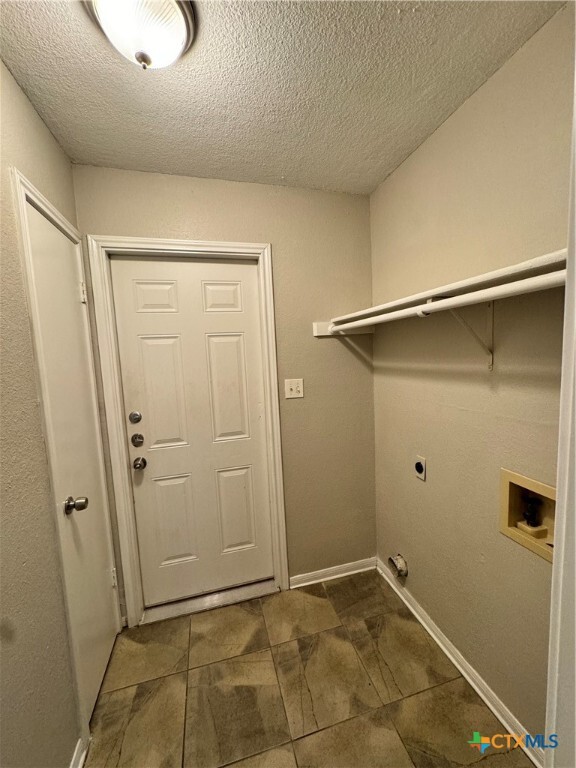 Building Photo - 2602 Remington Dr
