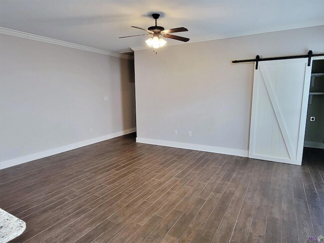 Building Photo - 40477 Sage Field Ct