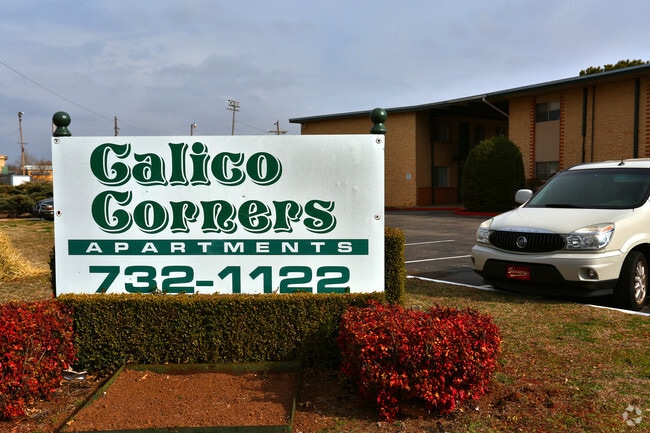 Primary Photo - Calico Corners