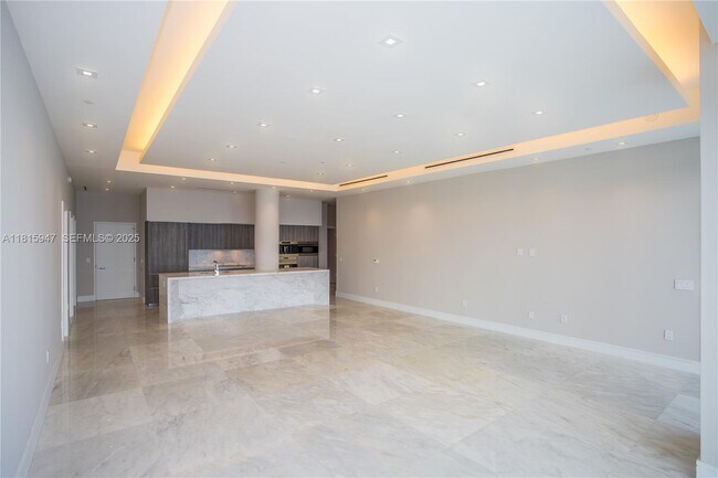 Foto del edificio - 460 NE 28th St