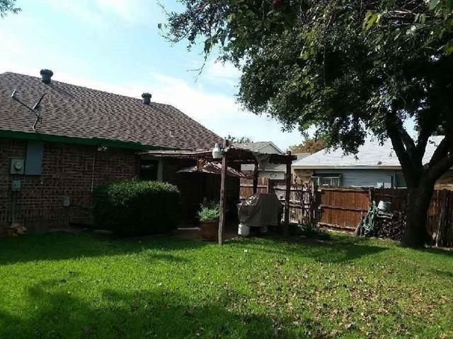 Building Photo - 4426 Nervin St